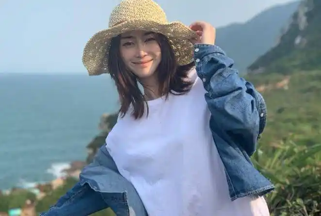 主演近照曝光,消失14年首次露面,美雪发福变胖_黄安仪_剧中_小时候