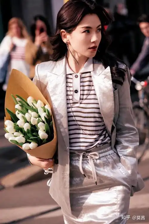 一个赛一个!刘涛:18岁好美,孙俪:18岁更美,蒋勤勤:你们让让