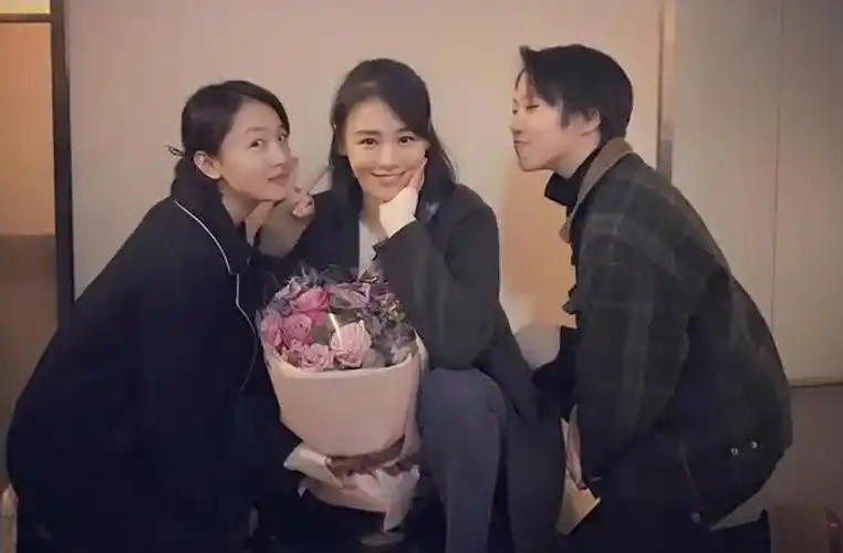 回顾窦靖童身为王菲和窦唯的女儿叛逆是我的倔强