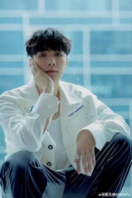 张艺兴高清壁纸大赏!