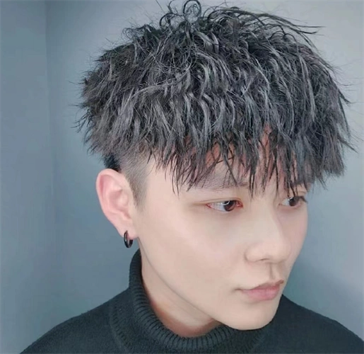渣男锡纸烫正流行 清爽帅气不挑脸型_男生烫发 - 美发站