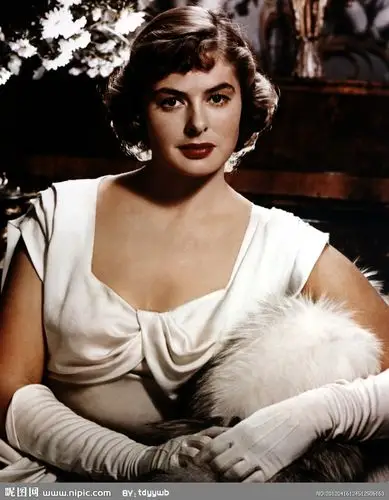 英格丽·褒曼 英文姓名:ingrid bergman 出生日期:1915-8-29 逝世日期