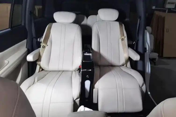 理想one改装航空座椅无损安装