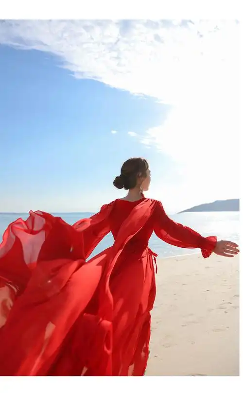 三亚沙漠旅游衣服超仙红色大摆拖尾拍照长裙飘逸海边度假沙滩裙女