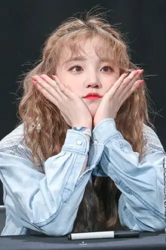 宋雨琦/壁纸/gidle/侵权删