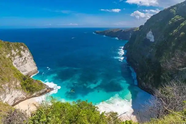 巴厘岛风情独特,绝美海景等你探索!
