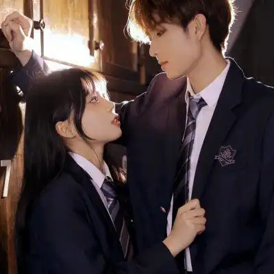 qq情侣头像真人版双人霸气,拽上那么一拽就会有人喜欢