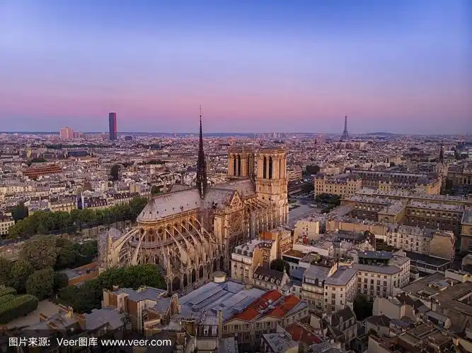 法国巴黎圣母院鸟瞰图