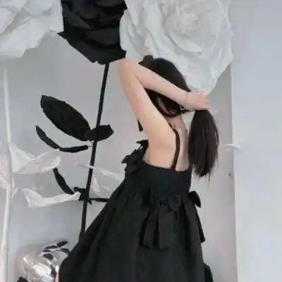 高级感背影头像女