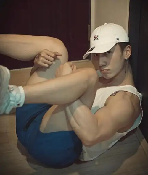 00后的肌肉小奶狗身材都练成啥样了