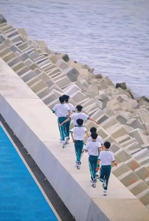 tnt时代少年团海边背影简笔画(简笔画图片大全) -【爱个性】