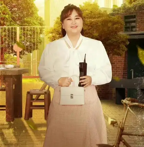 杨紫贾玲相差几岁 杨紫客串贾玲自编自导自演的新片(2)