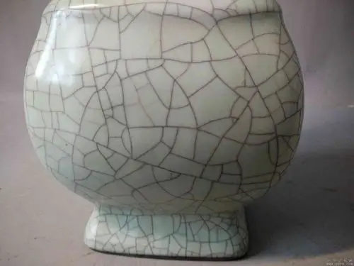 宋代冰裂瓷瓶 - 中华古玩网 - 古董收藏,古玩收藏,古玩鉴定,古玩专场