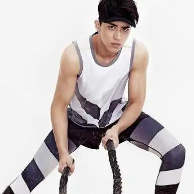 许魏洲八块腹肌肌肉感十足自律的魅力