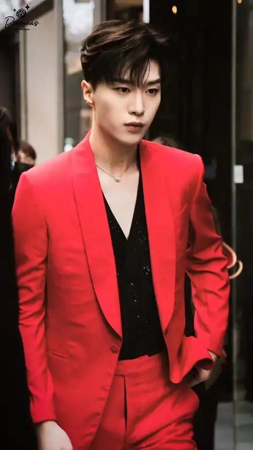 范丞丞红色西装##范丞丞红色西装造型