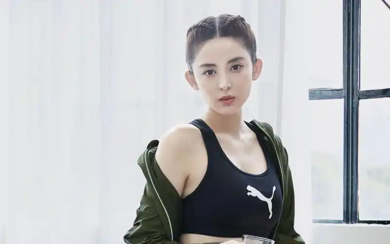 古力娜扎品牌服装代言图片35