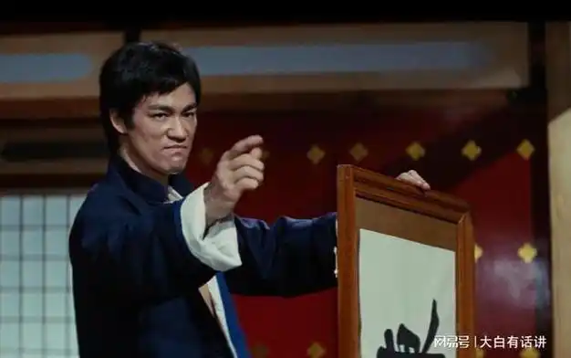 一离世一患病一人坐上轮椅,英雄迟暮|成龙|李小龙|李连杰|洪金宝|武打