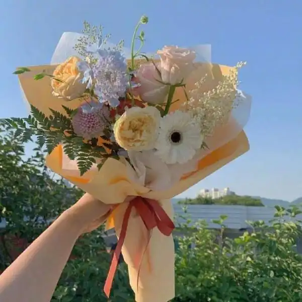 阿兴唯美花束静物头像