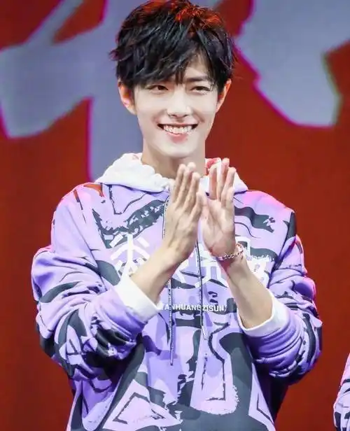 原创原创肖战之前好像有一些麻烦前辈居然也这么关注肖战感动