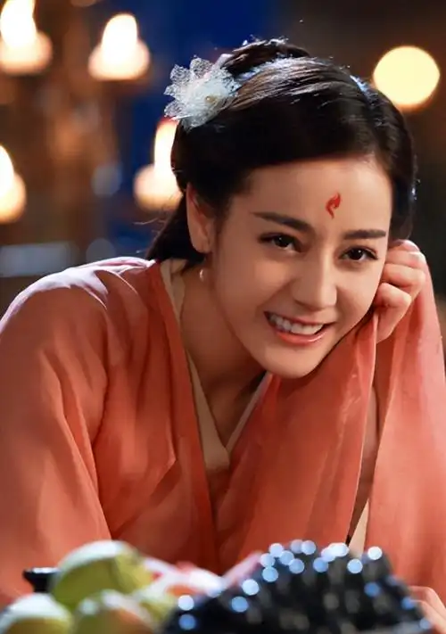 迪丽热巴的演艺之路:资源与实力的比拼