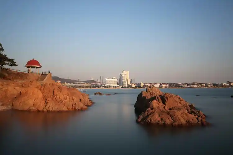 【图片1】青岛海边随拍--蜂鸟论坛照片套图