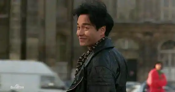 《纵横四海》剧照,哥哥的回眸一笑