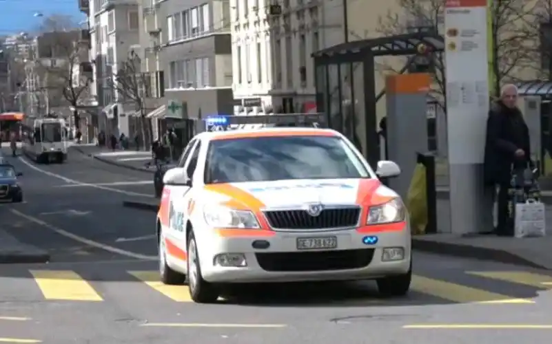 罕见〕瑞士苏黎世警车2018年出警合集