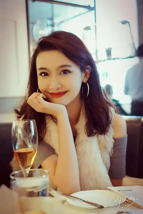 童英然《没骗自己》战绩赫赫 再发mv