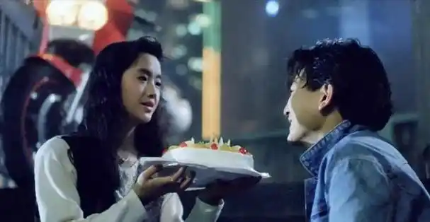 在一起用精彩的演绎让《天若有情》成为港片中的经典之作