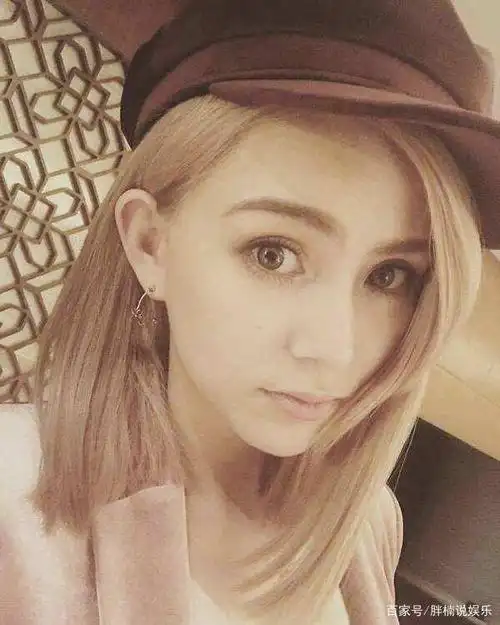 昆凌和周杰伦在一起时才17岁?看完旧照后,才知道天王眼光有多毒