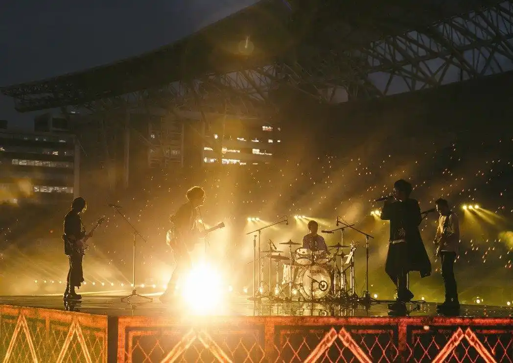 五月天演唱会上疑开黄腔 玛莎自认"我这支比较长"|五月天|演唱会-港台