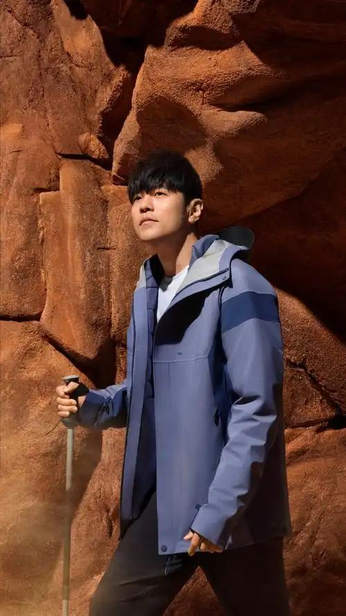 蕉下气绒冲锋衣##周杰伦天津演唱会