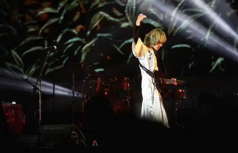 太一麦田音乐节黄金时段开唱原创引发万人狂欢