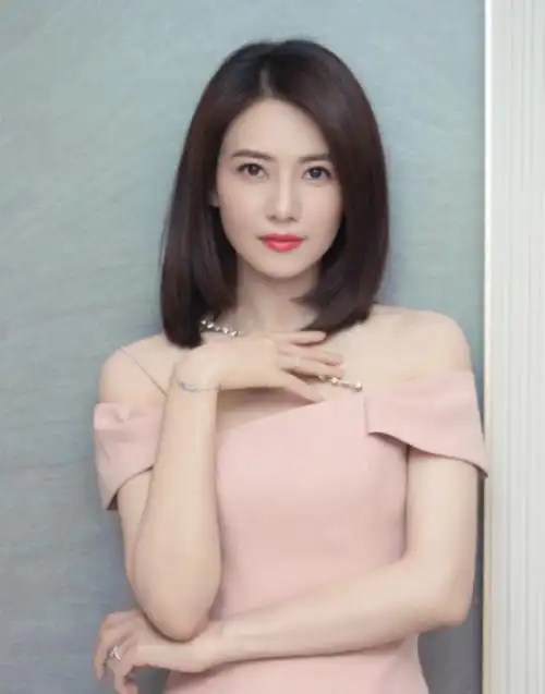 高圆圆回母校遭保安阻拦!