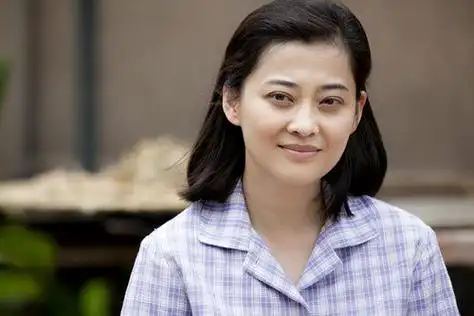 《父母爱情》梅婷挑战带五娃尽显母爱