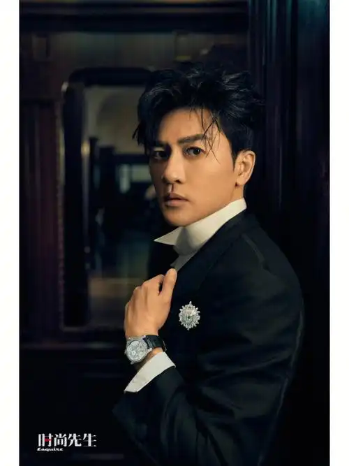 苏有朋佩戴海瑞温斯顿珠宝及腕表