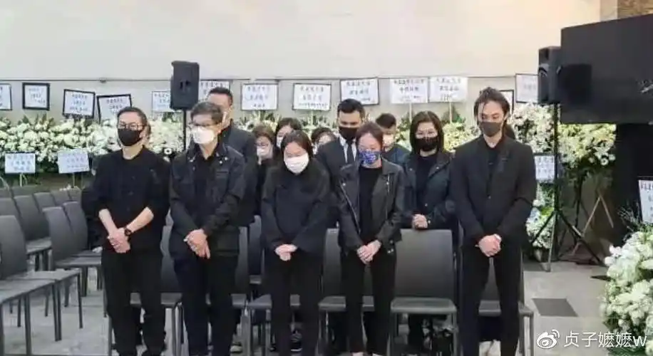 吴孟达告别仪式17岁儿子力压姐姐挑大梁第二任妻女却遗憾缺席