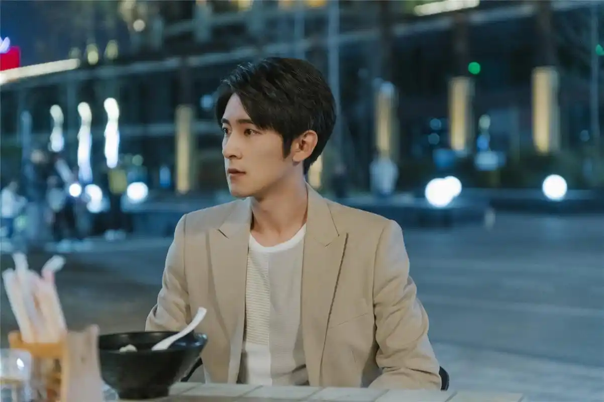 季肖冰《好想和你在一起》热播 论语兄弟重归于好_凤凰网娱乐_凤凰网