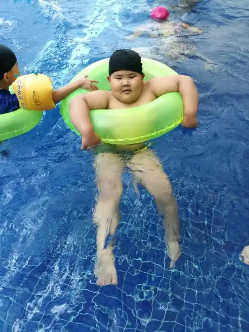 其它 启航教育假期托管2018第二期活动《欧陆峰游泳》 写美篇男生版