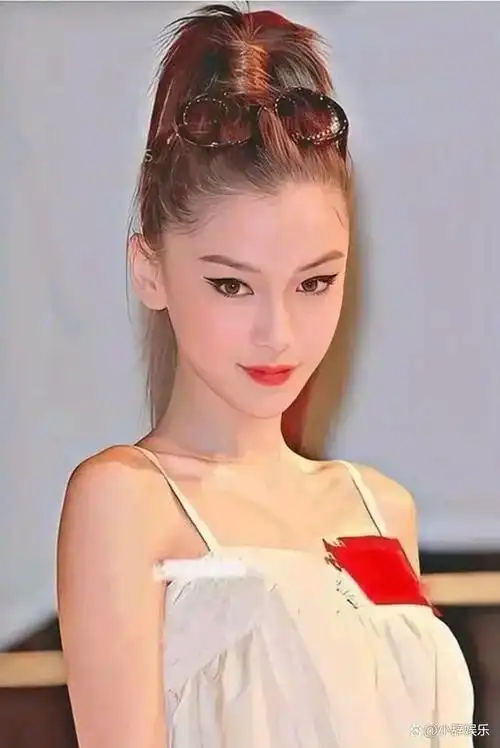 早期的杨颖真是个混血感美女