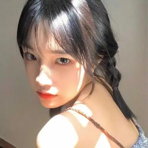 夏天微信头像女生清新可爱 2020最好看的夏日女头像