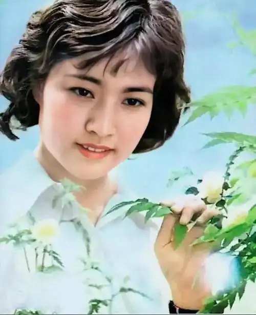 刘晓庆年轻时美照_网易订阅