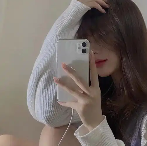 又是绝绝子的女生头像女头高冷