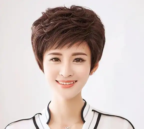 不建议中老年女人留的3种发型,听着时尚,实际老气,大妈味十足