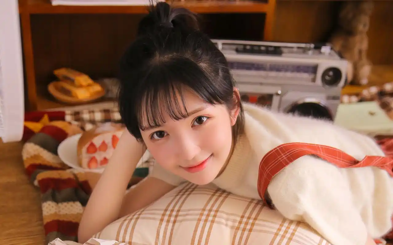 可爱乖乖女唯美写真高清桌面壁纸