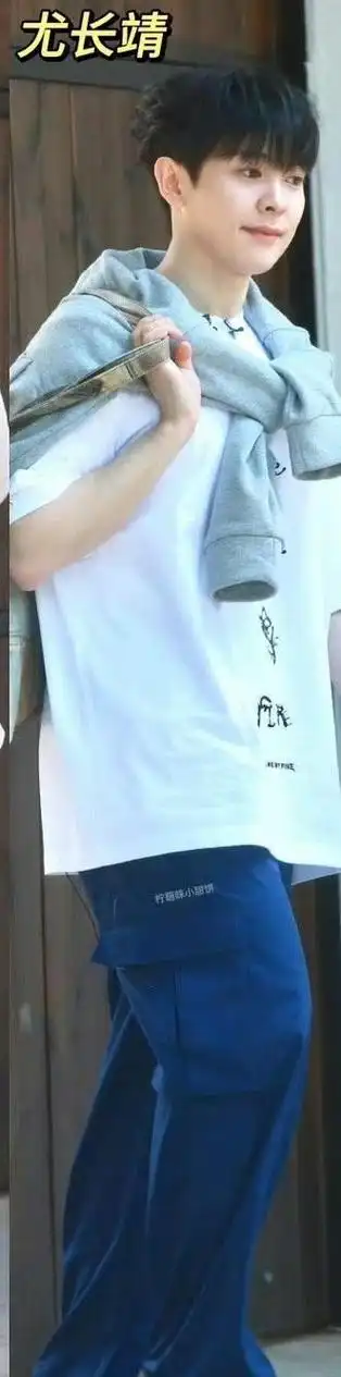 当然,这一季也是"秀人"团建(选秀出道),从袁成杰到付辛博,尤长靖,皆是