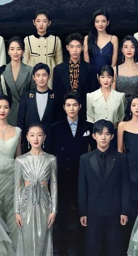 组图:星辰大海青年演员合影 三金影后周冬雨易烊千玺c位醒目_高清图集