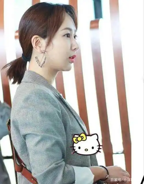 杨紫从120斤成功瘦到90斤,身材美出天际,坦言:减肥方法很简单