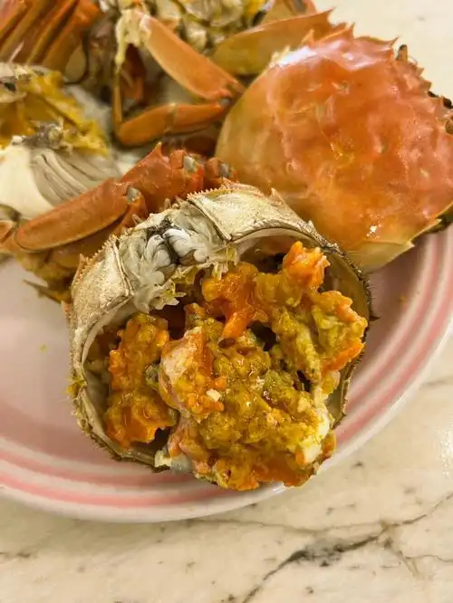 我找到了一家神仙大闸蟹店铺!个头大只肉多黄满满!太让我垂涎三尺了!