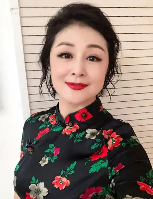 12年的时间不离不弃,才成就了经典,其中就包括戏份最多的谢大脚